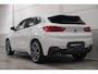 BMW X2 sDrive20i M-Sport | Panoramadak | Trekhaak | Camera | Stoelverwarming