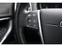 Volvo V40 2.0 D2 Summum Business Leer | Navigatie | Panoramadak | Stoelverwarming | Keyless drive | Clima | PDC | High Performance audio |