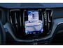 Volvo XC60 2.0 T6 Plug-in hybrid AWD Ultra Black Edition | Luchtvering | Stoelventilatie | Bowers & Wilkins Hifi | 360 Camera | Blis Blind Spot Info