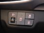 Kia Stonic 1.0 T-GDi MHEV DynamicLine DCT7 | LED-koplampen | Cruisecontrol | Achteruitrijcamera | Dakrails | lichtmetalen velgen |