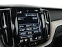 Volvo XC60 2.0 B5 Inscription | Adaptive Cruise | BLIS | Pilot Assist | Trekhaak | Keyless | Leder | Elek. Stoel | Stuurwiel verwarmd | Stoelverwarming