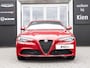 Alfa Romeo Giulia 2.0T Sprint | Veloce Interieur | Schakelflippers | Adaptive Cruise Control | Stoel- & stuurverwarming