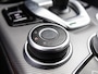 Alfa Romeo Giulia 2.0T Sprint | Veloce Interieur | Schakelflippers | Adaptive Cruise Control | Stoel- & stuurverwarming