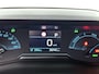 Peugeot e-2008 EV Style 50 kWh 136pk Automaat | Navigatie via Apple Carplay/Android Auto | Climate Control | Cruise Control | Parkeersensoren Achter | DAB Ontvanger |