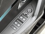 Peugeot e-2008 EV Style 50 kWh 136pk Automaat | Navigatie via Apple Carplay/Android Auto | Climate Control | Cruise Control | Parkeersensoren Achter | DAB Ontvanger |