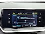 Peugeot e-2008 EV Style 50 kWh 136pk Automaat | Navigatie via Apple Carplay/Android Auto | Climate Control | Cruise Control | Parkeersensoren Achter | DAB Ontvanger |