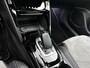 Peugeot e-2008 EV GT 50 kWh 136pk Automaat | 1ste Eigenaar | Trekhaak | Schuif-/Kanteldak | Navigatie | Climate Control | Adaptieve Cruise Control | 18" Lichtmetalen Velgen | Dodehoekdetectie | Verwarmbare Voorstoelen | Apple Carplay/Android Auto |