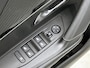Peugeot e-2008 EV GT 50 kWh 136pk Automaat | 1ste Eigenaar | Trekhaak | Schuif-/Kanteldak | Navigatie | Climate Control | Adaptieve Cruise Control | 18" Lichtmetalen Velgen | Dodehoekdetectie | Verwarmbare Voorstoelen | Apple Carplay/Android Auto |