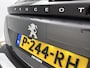 Peugeot 2008 1.2 GT 130pk Automaat | Navigatie | Climate Control | Cruise Control | Achteruitrijcamera | Dodehoekdetectie | 17" Lichtmetalen Velgen | LED | Apple Carplay/Android Auto |