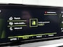 Peugeot 2008 1.2 GT 130pk Automaat | Navigatie | Climate Control | Cruise Control | Achteruitrijcamera | Dodehoekdetectie | 17" Lichtmetalen Velgen | LED | Apple Carplay/Android Auto |