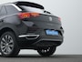 Volkswagen T-Roc 1.5 TSI 150 pk Sport | Beats | Navigatie | Adaptive Cruise | Parkeersensoren voor/achter | Digital Cockpit Pro