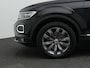 Volkswagen T-Roc 1.5 TSI 150 pk Sport | Beats | Navigatie | Adaptive Cruise | Parkeersensoren voor/achter | Digital Cockpit Pro
