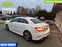 Mercedes-Benz A-klasse 180 AMG Line|Distronic|Pano|18"AMG wielen|Camera|Stoelverwarming