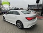 Mercedes-Benz A-klasse 180 AMG Line|Distronic|Pano|18"AMG-wielen|Camera|Stoelverwarming