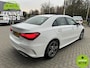 Mercedes-Benz A-klasse 180 AMG Line|Distronic|Pano|18"AMG-wielen|Camera|Stoelverwarming