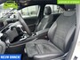 Mercedes-Benz A-klasse 180 AMG Line|Distronic|Pano|18"AMG-wielen|Camera|Stoelverwarming