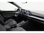 Volkswagen Golf 1.5 eTSI 150 pk DSG R-Line Business+ | Panoramadak | Trekhaak | IQ Light | Stuur-/stoelverwarming | Achteruitrijcamera