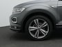 Volkswagen T-Roc 1.5 TSI 150 pk DSG Sport Business R / R-Line | Trekhaak | Stoelverwarming | Navigatie | Adaptive Cruise | Parkeersensoren voor/achter | Digital Cockpit Pro