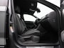 Volkswagen T-Roc 1.5 TSI 150 pk DSG Sport Business R / R-Line | Trekhaak | Stoelverwarming | Navigatie | Adaptive Cruise | Parkeersensoren voor/achter | Digital Cockpit Pro