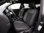 Volkswagen T-Roc 1.5 TSI 150 pk DSG Sport Business R / R-Line | Trekhaak | Stoelverwarming | Navigatie | Adaptive Cruise | Parkeersensoren voor/achter | Digital Cockpit Pro