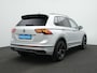 Volkswagen Tiguan 1.4 TSI eHybrid 245 pk DSG R-Line Business | Trekhaak | IQ Light | Stuur-/stoelverwarming | Achteruitrijcamera