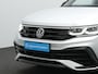 Volkswagen Tiguan 1.4 TSI eHybrid 245 pk DSG R-Line Business | Trekhaak | IQ Light | Stuur-/stoelverwarming | Achteruitrijcamera