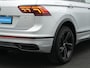 Volkswagen Tiguan 1.4 TSI eHybrid 245 pk DSG R-Line Business | Trekhaak | IQ Light | Stuur-/stoelverwarming | Achteruitrijcamera