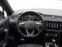 Volkswagen Tiguan 1.4 TSI eHybrid 245 pk DSG R-Line Business | Trekhaak | IQ Light | Stuur-/stoelverwarming | Achteruitrijcamera