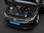 Volkswagen Golf Variant 1.5 TSI 115 pk | Geheugen-/massagestoel | Navigatie | Stoelverwarming | Adaptive Cruise