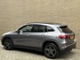 Mercedes-Benz GLA 250 e AMG Line | Panoramadak | Adaptieve cruise | Sfeerverlichting | Widescreen | Elektrische achterkep | Wegklapbare trekhaak | Dodehoekdetectie | 360 camera | Lane assist | Apple CarPlay | Navigatie | Dealeronderhouden