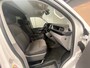 Volkswagen Transporter L2H1 | Black & White | 2.0 TDI 110pk |18"LM VELGEN | Navigatie | Betimmering | Trekhaak | Cruise control |