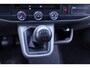 Volkswagen Transporter L2H1 | Black & White | 2.0 TDI 110pk |18"LM VELGEN | Navigatie | Betimmering | Trekhaak | Cruise control |