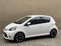 Toyota Aygo 1.0 VVT-i Aspiration 5-deurs | Airco | Bluetooth | LED | Lederen stuurwiel | 15 inch lichtmetalen velgen | Audio | Recent onderhouden