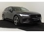 Volvo V60 T6 PLUG-IN HYBRID AWD ULTRA DARK *VOL!* -PANO.DAK|BOWERS&WILKINS|GEVENT.LEDER+MASSAGE|360°CAM|PRIVACY.GLAS|BLACK.BADGE|19"