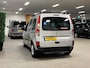 Renault Kangoo Rolstoelauto incl. Luchtvering 3+1 rolstoel geschikt
