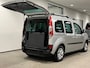 Renault Kangoo Rolstoelauto incl. Luchtvering 3+1 rolstoel geschikt