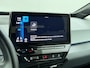 Volkswagen ID.3 First Plus 58 kWh SOH 96% Adap.Cruise Matrix led 19"lm Stoel-verwarmd Navi-Pro Camera Apple Carplay Ecc Auto Lmv DAB Keyless Advanced Led-a-licht dynamisch Zwarte Hemel Origineel Nederlandse Auto € 44.000 nieuw !