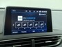 Peugeot 3008 131PK AUT-8 Navi 360°Camera Elektr.-Stoel+Geheugen Apple Carplay Android Trekhaak Ergo-Comfort Stoelen Memory Ecc Cruise Control Pdc Blue Premium Pack City Stoelverwarming Lmv Keyless Bluetooth Visio park 1 Privacy Glas Verkeersbord detectie 1e Eigenaar Origineel Nederlandse Auto € 40.000 nieuw Peugeot-Onderhouden EURO 6.3