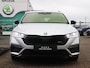 Skoda Octavia Combi 1.4 TSI 245pk RS iV PHEV Business | 1.500kg trekgewicht! | Head-up display | Dodehoeksensoren | Achteruitrijcamera | Cruise control | LED Matrix | Stoelverwarming |