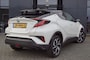 Toyota C-HR 1.8 Hybrid Executive / Bi-Color / Leer /Navi / Camera / JBL/ 18 Inch LM / Stoelverwarming