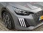 Peugeot 208 Hybrid 145PK e-DCS6 GT PACK | ELEKTRISCH VERSTELBARE BESTUURDERSSTOEL MET MASSAGE FUNCTIE | CAMERA VOOR + ACHTER | ALCANTARA BEKLEDING | DODEHOEK DETECTIE | ADAPTIVE CRUISE CONTROL | NAVIGATIE | DRAADLOZE APPLE CARPLAY/ANDROID AURO | PANORAMA DAK | ZWART DAK | FULL LED KOPLAMPEN | DRAADLOZE TELEFOONLADER | STOEL VERWARMING | LICHTMETALEN VELGEN 17" | GETINTE RUITEN |
