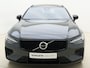 Volvo V60 T6 350pk AWD Plus Dark / NIEUW €4300,- Voorraadkorting / Panoramisch dak / Head-up display / Keyless / 360Camera / H&K Audio / Sportstoelen.