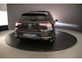 Volkswagen Golf R-Line Edition 1.5 eTSI 150pk DSG Automaat Panoramadak, Harman Kardon audio, LED matrix koplampen, Adaptive cruise control, Achteruitrijcamera