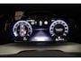 Volkswagen Golf R-Line Edition 1.5 eTSI 150pk DSG Automaat Panoramadak, Harman Kardon audio, LED matrix koplampen, Adaptive cruise control, Achteruitrijcamera