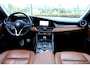 Alfa Romeo Giulia 2.2 Super 180pk Aut. Leder|Clima|Cam|Navi|DAB+