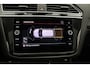 Volkswagen Tiguan R-Line Business 1.5 TSI 150pk DSG Automaat Trekhaak, LED matrix koplampen, Panoramadak, Elektrische achterklep, Navigatie, Adaptive cruise control