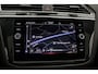 Volkswagen Tiguan R-Line Business 1.5 TSI 150pk DSG Automaat Trekhaak, LED matrix koplampen, Panoramadak, Elektrische achterklep, Navigatie, Adaptive cruise control