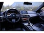 BMW 5-Serie 540i High Executive M-Sport | HUD | Keyless | Hifi | elktr. trekhaak | Navi Pro | Adap onderstel | Soft close | Comfort stoel + memory | Driving asssistent | Etc.