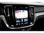 Volvo V60 2.0 T8 Twin Engine AWD R-Design Aut. Pano|Leder|HarmanKardon|HUD|Enz!