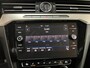 Volkswagen Passat Variant 1.5 TSI Highline Business R RIJKLAAR! Afn. Trekhaak / Carplay / Navi / PDC / Camera